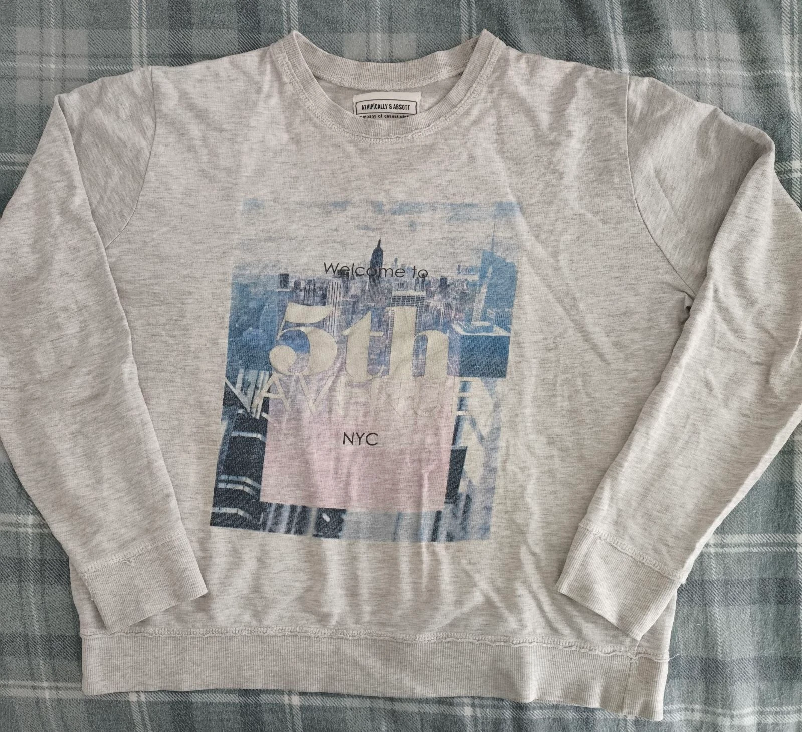 Sudadera con imagen 